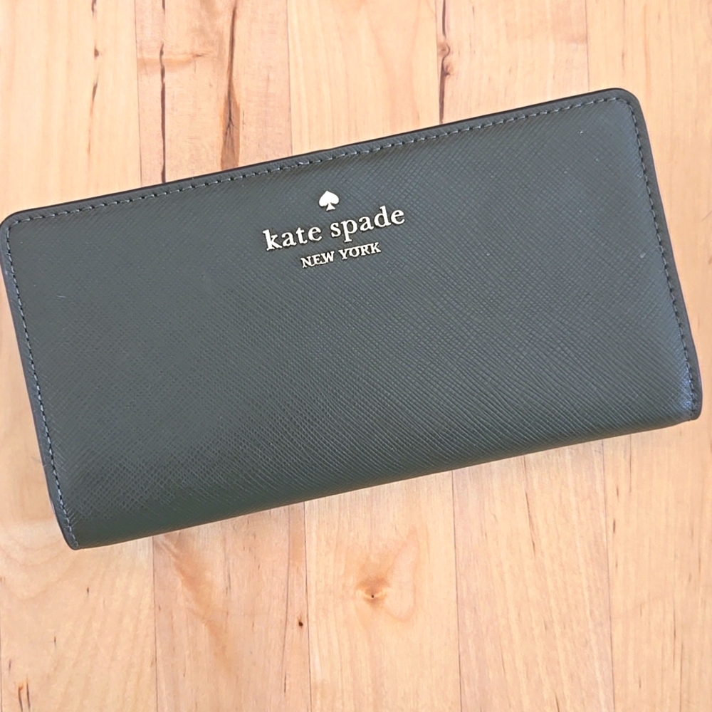 NWT Kate Spade New York Madison Bifold Wallet